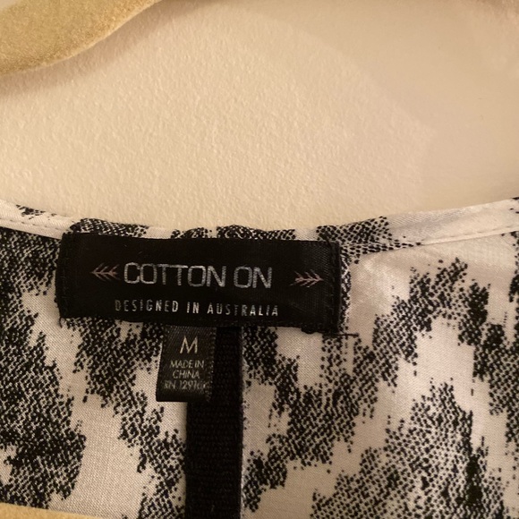 Cotton On kimono cardigan in M like new condition - Picture 2 of 3